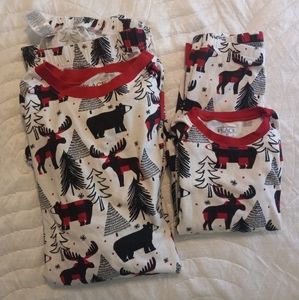 Matching Christmas sets